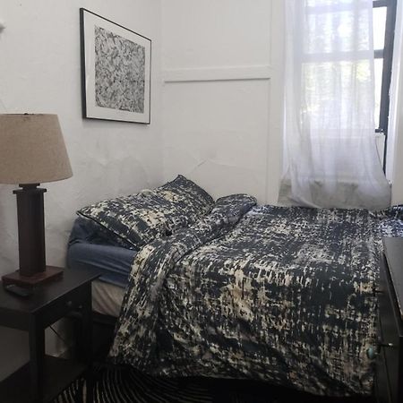 Private Room In East Village Apartment New York Exterior photo