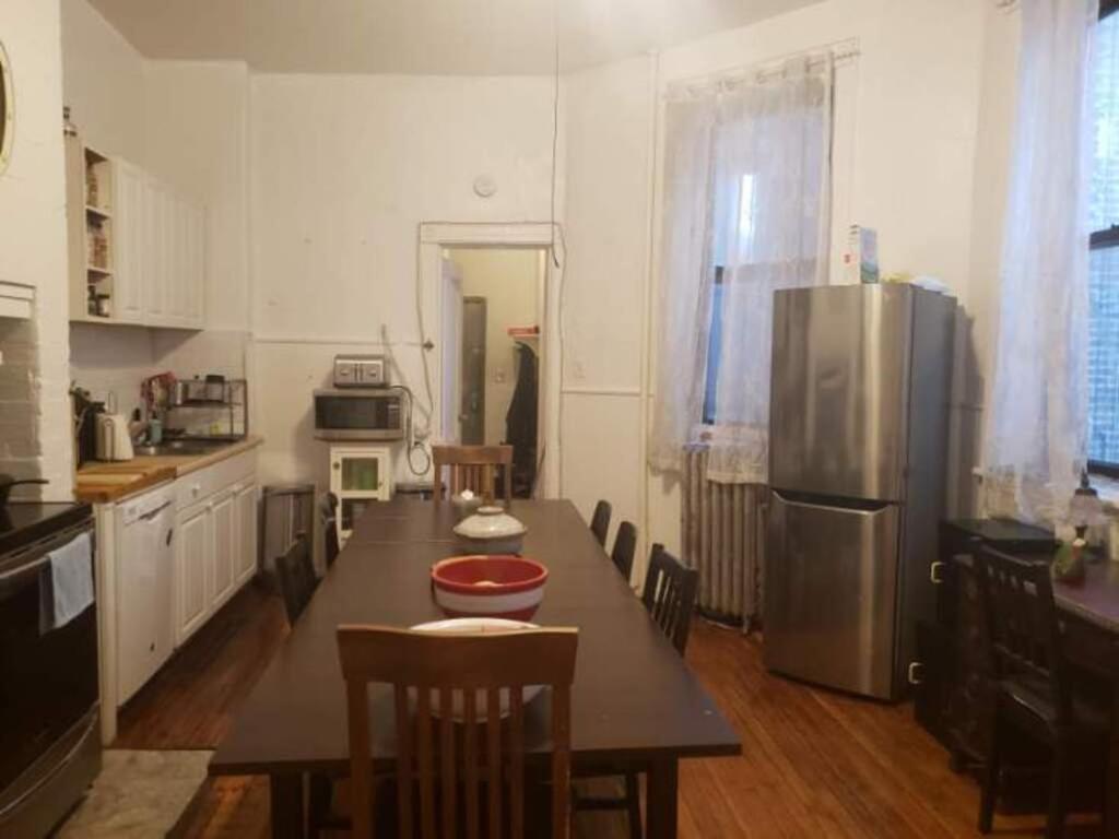 Private Room In East Village Apartment New York Exterior photo